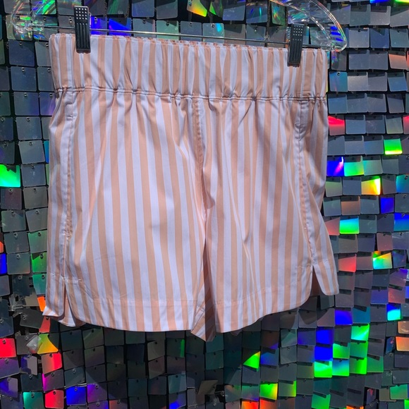 NWT All Year Round (AYR) The Staycation Short in Cherry Blossom Size XS - Picture 11 of 14